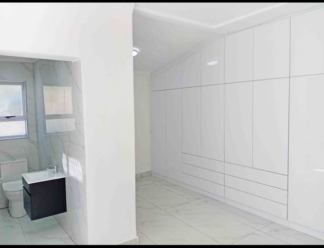 3 BEDROOM HOUSE FOR SALE IN BLUFF